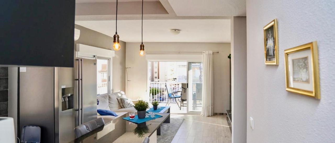Three Bedroom Top Apartment By The Beach ซานตาโปลา ภายนอก รูปภาพ