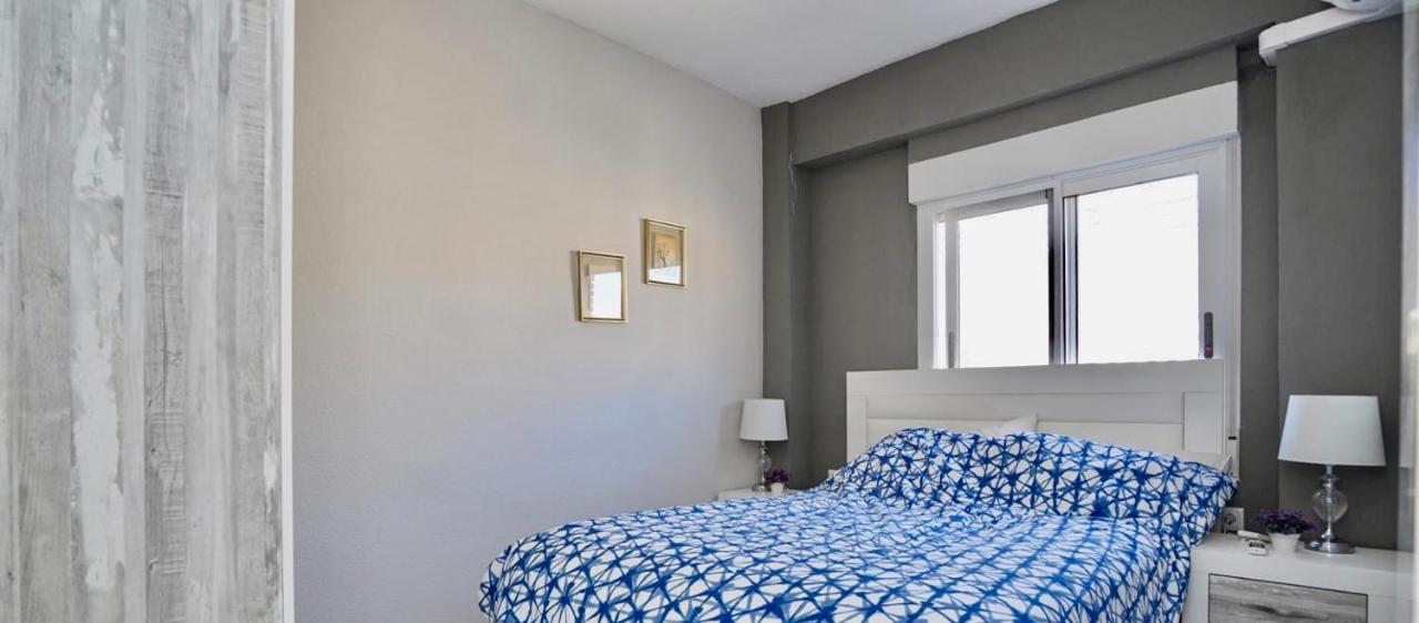 Three Bedroom Top Apartment By The Beach ซานตาโปลา ภายนอก รูปภาพ