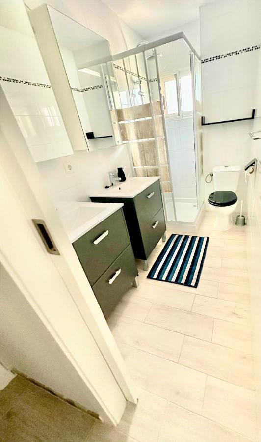 Three Bedroom Top Apartment By The Beach ซานตาโปลา ภายนอก รูปภาพ