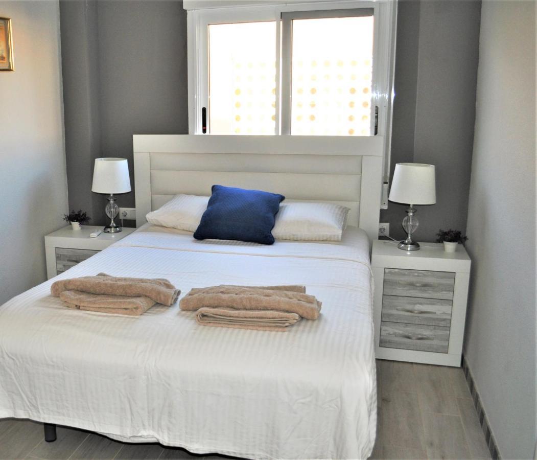 Three Bedroom Top Apartment By The Beach ซานตาโปลา ภายนอก รูปภาพ